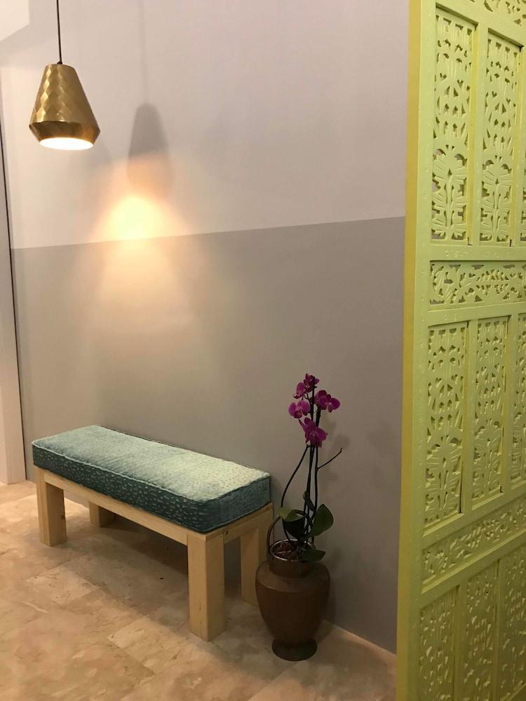 B&B Questa Casa Non E'Un Albergo Palermo Kültér fotó