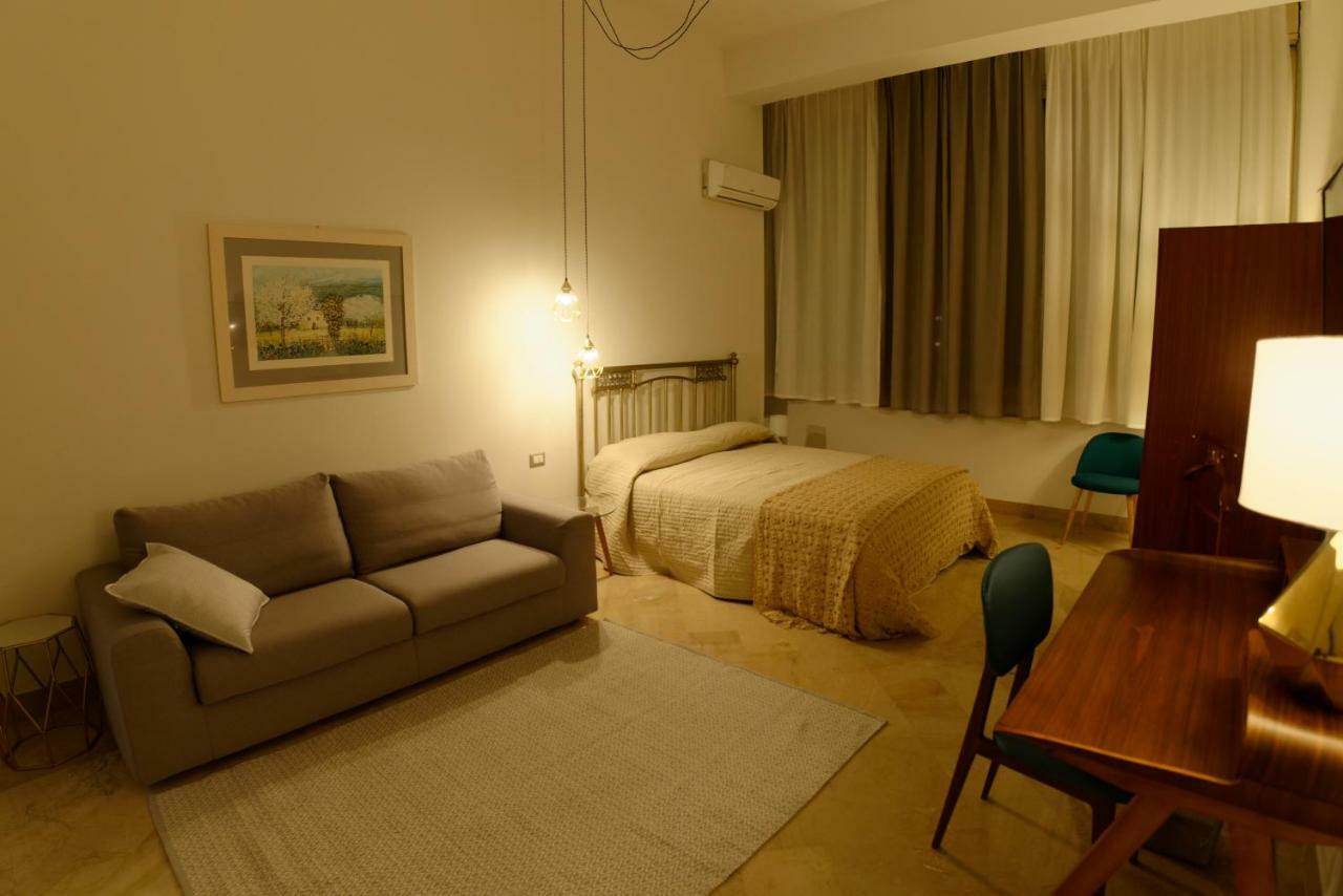 B&B Questa Casa Non E'Un Albergo Palermo Kültér fotó
