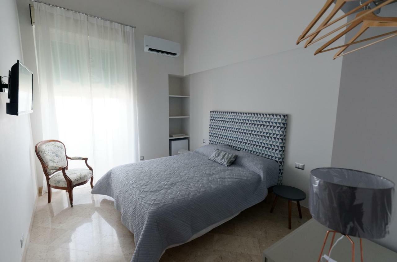 B&B Questa Casa Non E'Un Albergo Palermo Kültér fotó