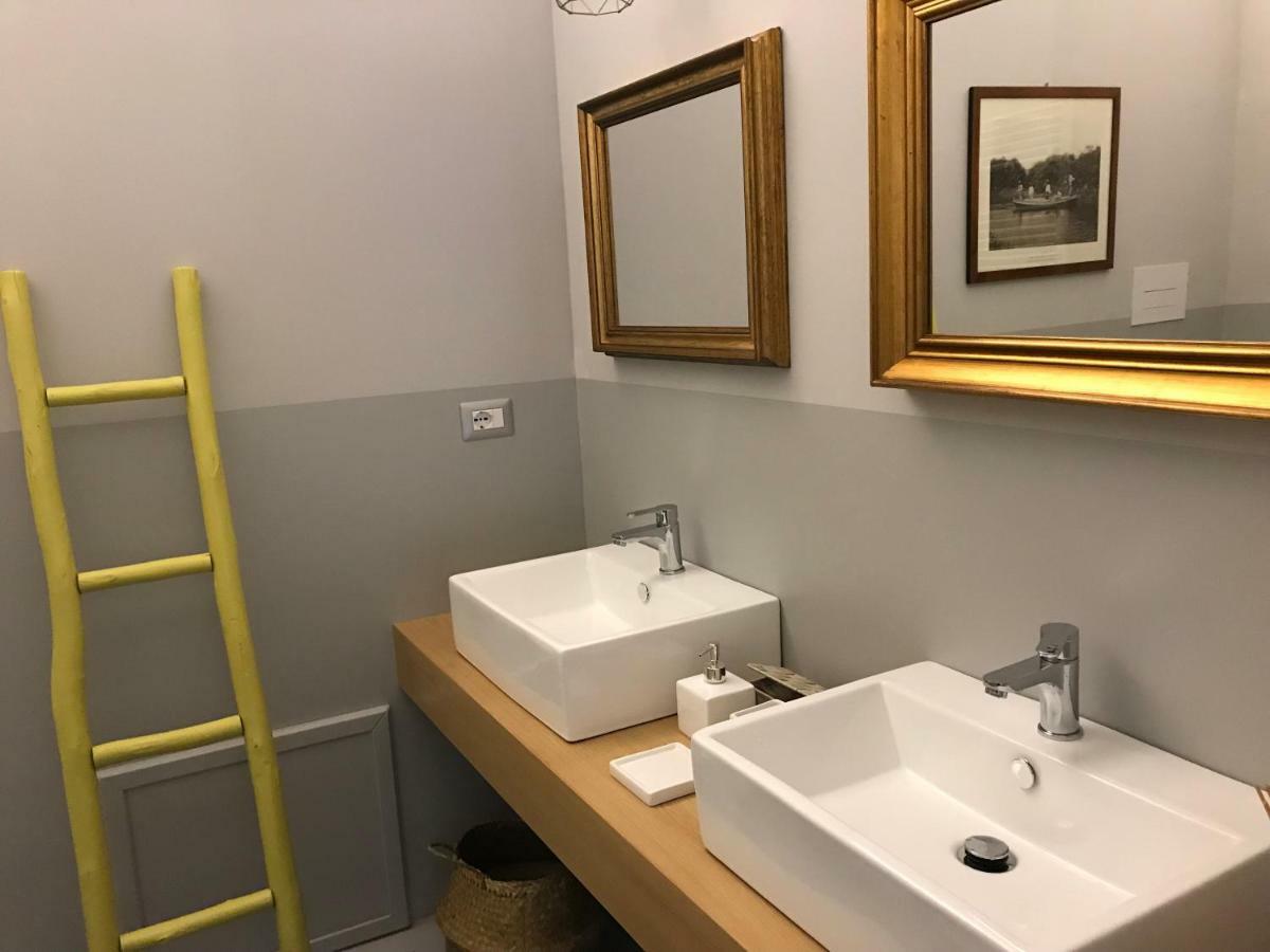 B&B Questa Casa Non E'Un Albergo Palermo Kültér fotó