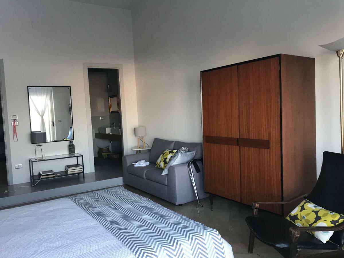 B&B Questa Casa Non E'Un Albergo Palermo Kültér fotó